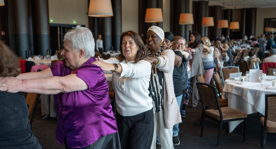 Le banquet des seniors © Dybopixell