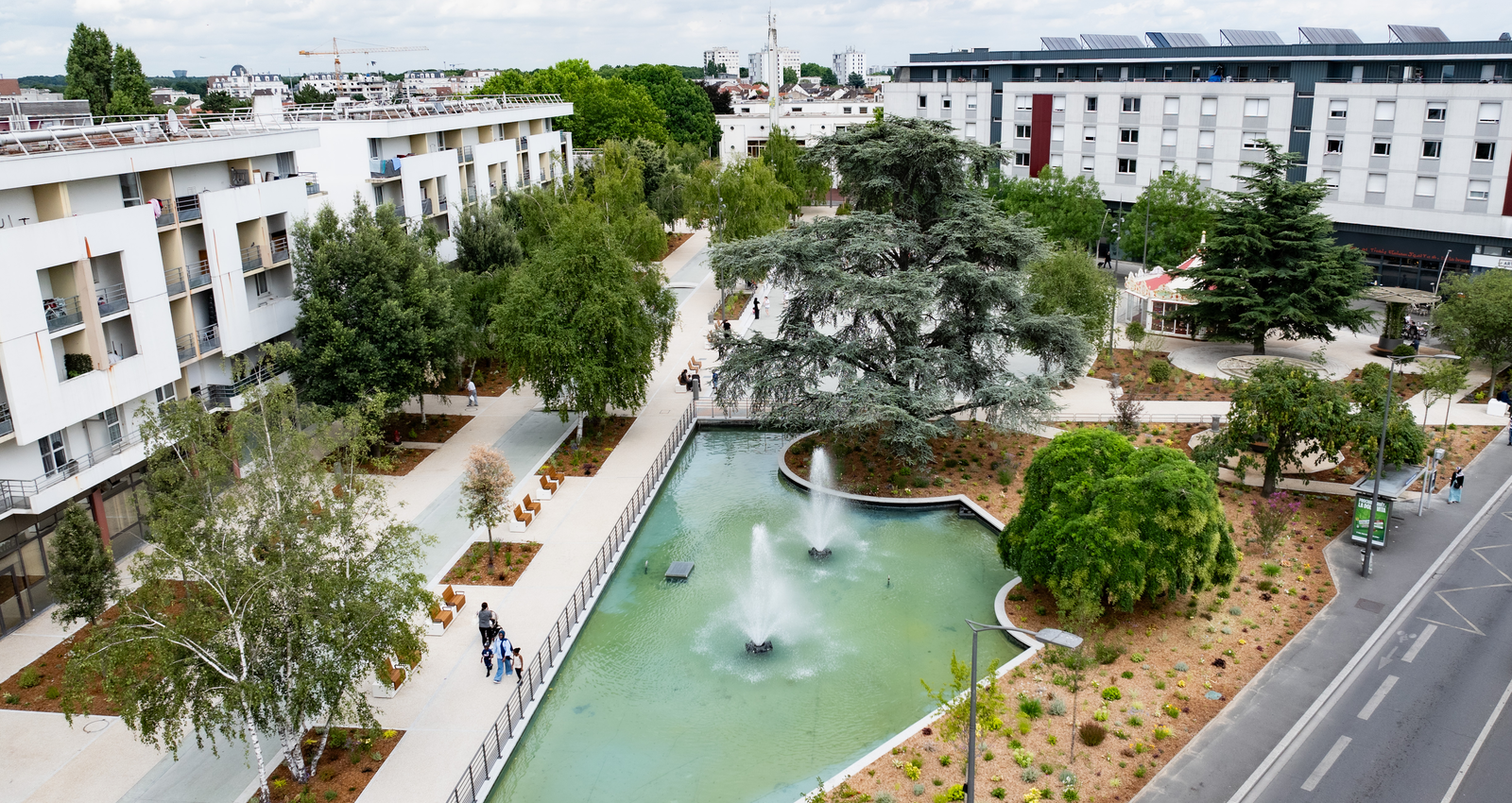 Parvis de l'hôtel de ville © Fabien Charlier