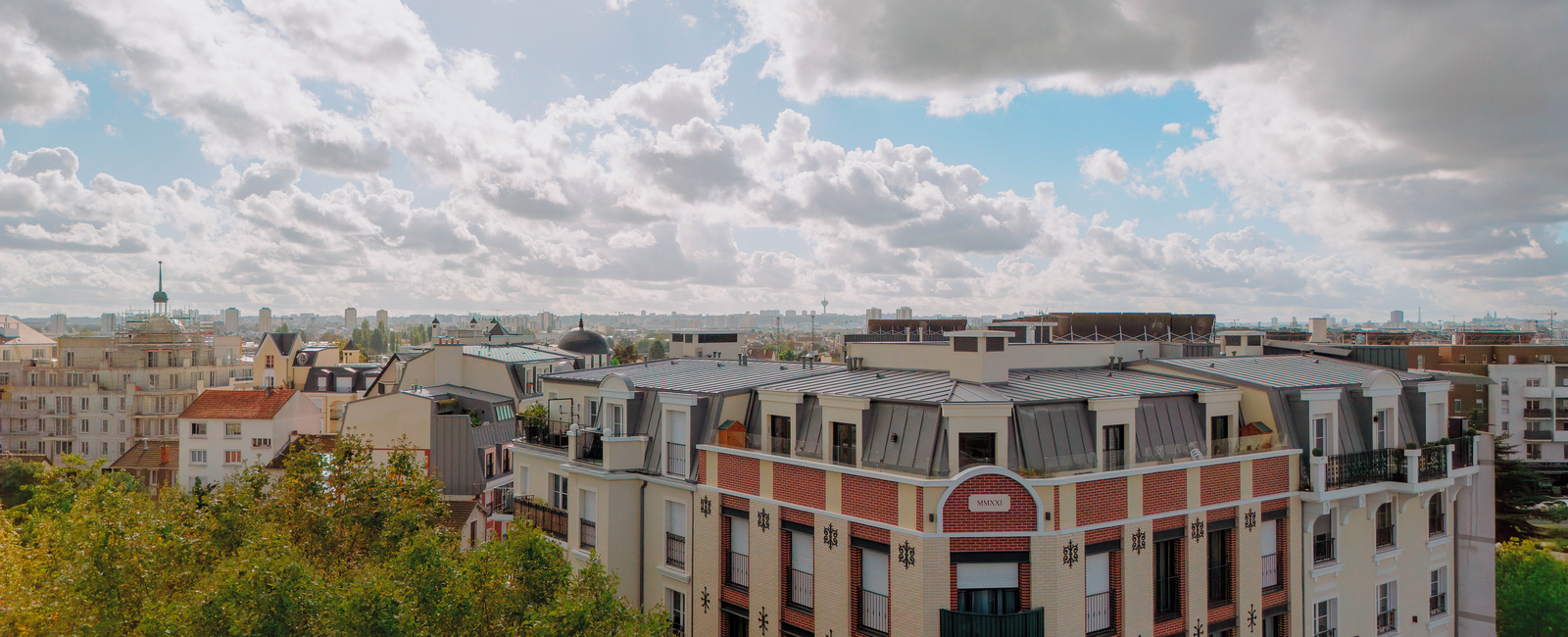 Vue drone de la ville © Alexis Lepanot